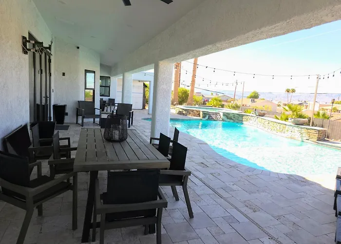 Stunning Havasu Retreat With Panoramic Views And Comforts Sleeps 10 Newly Remodeled Holiday home Lake Havasu City